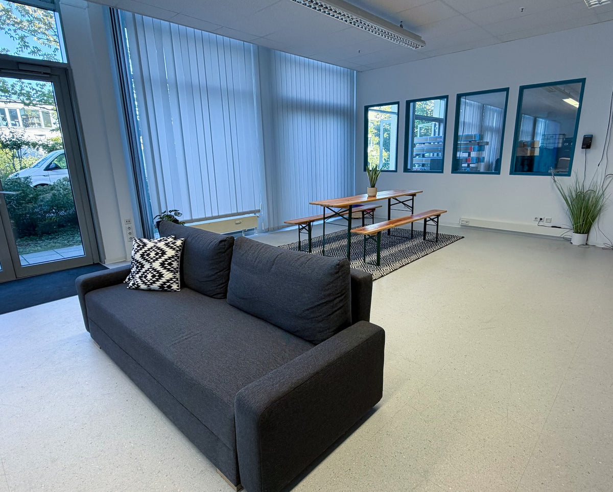 The couch and table area at Frankfurter Ring for the MultiBall PlayRoom 2